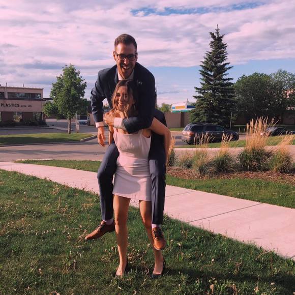 Meet your Posher, Madison - Picture 1 of 1